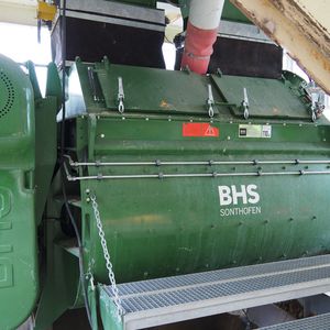 Ein neues Verfahren zur Reinigung von Kalkstein erhöht die Ressourceneffizienz des Steinbruchs in Mönsheim.(Bild:  Mühlenkamp)