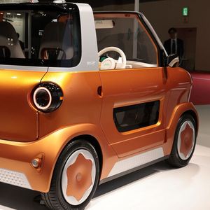 Den EV Micro 01 wird es in einer offenen und geschlossenen Version geben.(Bild:  Jama)