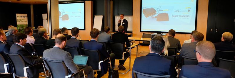 Stefan Olding, Geschäftsführer der HARTING Deutschland GmbH & Co. KG, eröffnet den ersten MICA.network EXPERT DAY in Minden. (Bild:  Schreier)