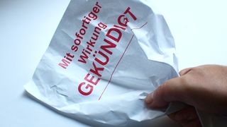 Was tun wenn in der Firma Personal abgebaut wird? (Pauline_pixelio.de)