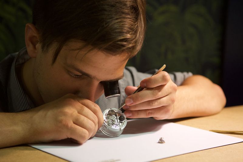 Die Luxusuhrenhersteller wollen auch in Zukunft Uhren mit dem Schweizerkreuz herstellen. (Bild: Salon EPHJ-EPMT-SMT / TheWATCHES)