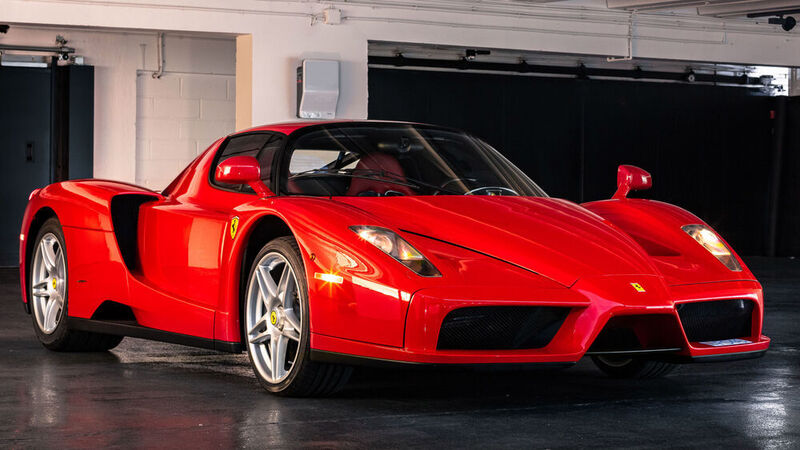 2003er Ferrari Enzo / 1. Hand / „herausragender Zustand“ / 4.760 km / 2,2 bis 2,8 Mio. Euro. (Artcurial)