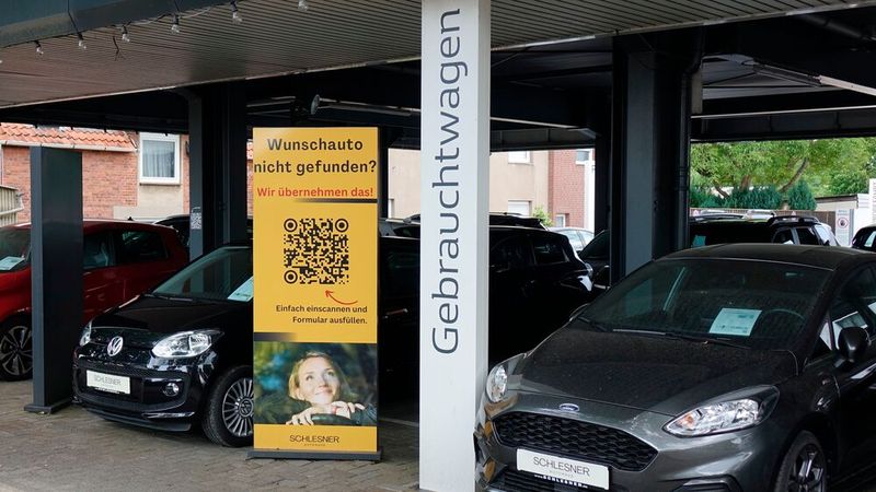 Im Fahrzeugverkauf ist der Volumendruck durch den Hersteller nun weg – jetzt können sich die Verkäufer gezielt um die Wünsche ihrer Kunden kümmern. (Bild: Rosenow – VCG)