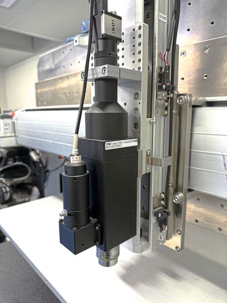 USB 3 uEye CP-Industriekameras von IDS sind die scharfen Augen der uLED-Laserlötanlage von MSP. (Bild: IDS Imaging GmbH)