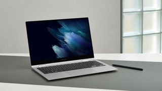 Samsung stattet das Clamshell-Notebook Galaxy Pro und das Convertible Galaxy Book Pro 360  mit Full-HD-AMOLED-Panels aus. Die dünnen Tiger-Lake-Geräte kommen in einer 13,3-Zoll und einer 15-Zoll-Version auf den Markt.   (Samsung)
