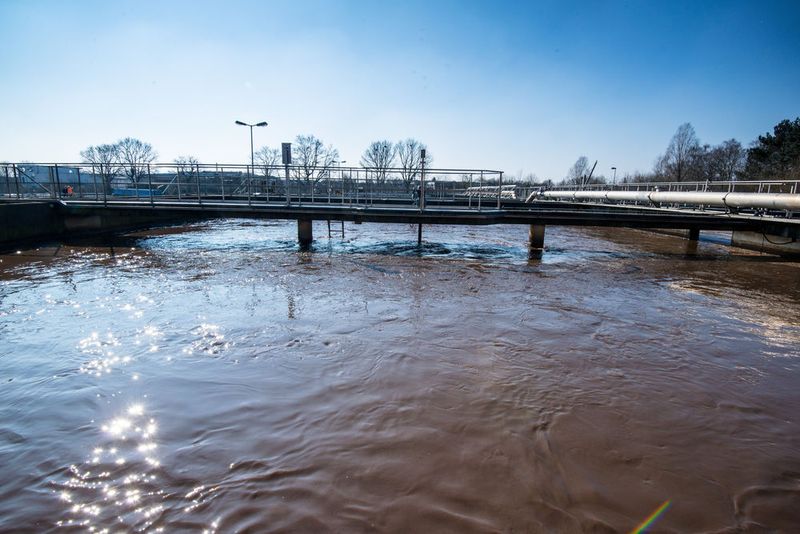 Durch Umbauarbeiten stieg das Bearbeitungsvolumen der biologischen Becken. ((c) thorsten-und-anna.de / Thorsten Sienk)