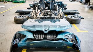 BMW-Recycling- und Demontagezentrum in Lohhof bei München: Ideengeber für künftige Entwicklungen bei der Wiederverwertung von Fahrzeugen. (Bild: BMW)