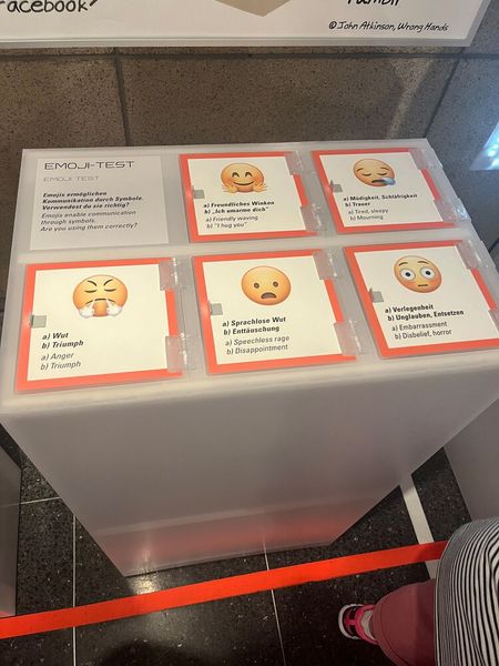 Welcher Emoji dazu wohl passt? (© cm)