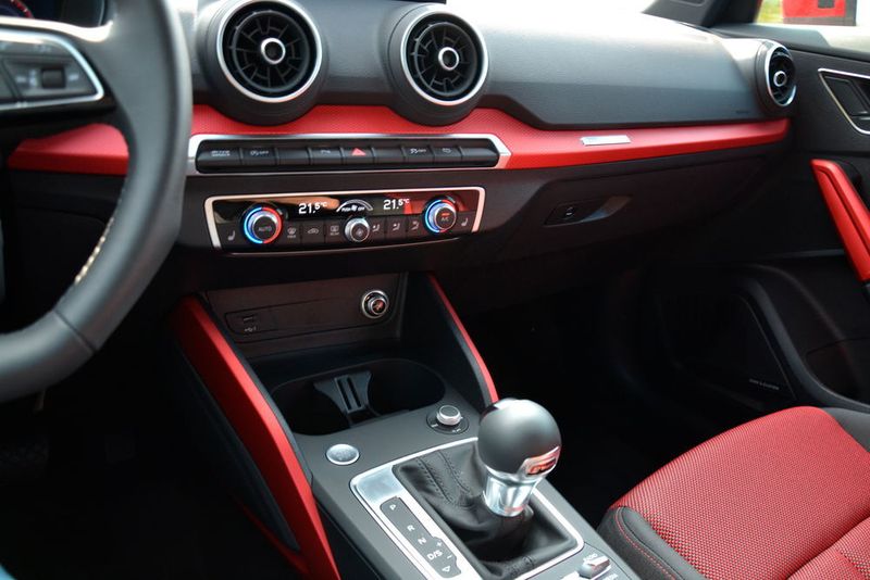 Ist das Doppelkupplungsgetriebe verbaut, deaktiviert das COD-System den zweiten und dritten Zylinder bei Lasten bis 100 Newtonmeter und im Schubbetrieb, wenn die Drehzahl zwischen 1.400 und 3.200 Umdrehungen pro Minute liegt. (Michel/»kfz-betrieb«)