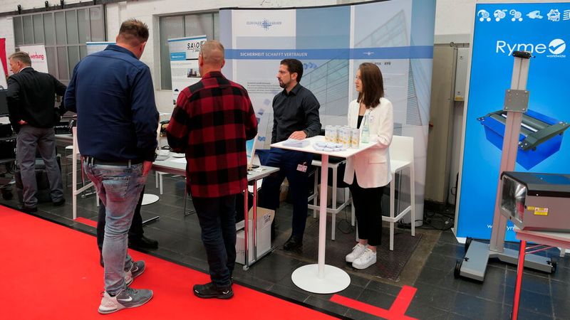 Der unabhängige Versicherungsmakler Ellwanger & Kramm bietet Versicherungslösungen, die Unternehmen gerecht werden: egal ob für Rechtschutz-, Transport-, Kredit- oder andere Versicherungen. (Bild: Wenz | VCG)