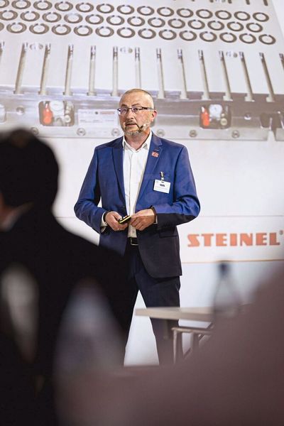 Impressionen der Fachtagung „Mehr Effizienz im Presswerk“ 2025 in Würzburg. (Bild: Stefan Bausewein)