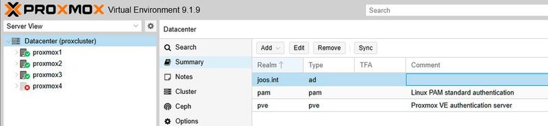 Die Realm-Übersicht führt den Active-Directory-Realm joos.int neben dem PAM-Realm und dem Proxmox VE Authentication Server auf. (Bild: Joos)