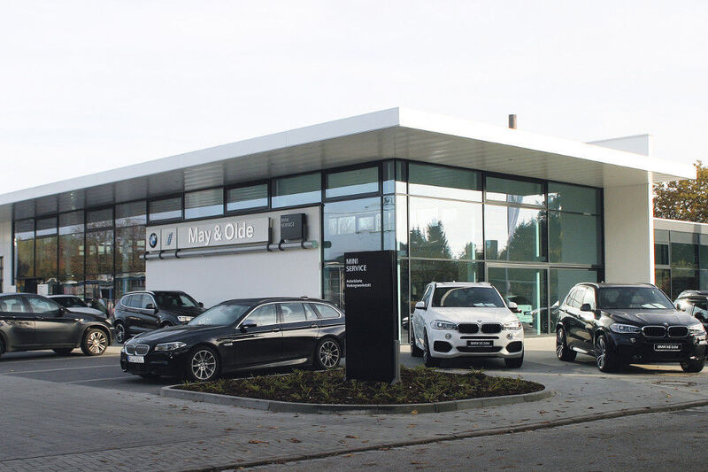 Der Standort Itzehoe ging 2015 komplett umgebaut in aktueller BMW-CI an den Start. (May & Olde)