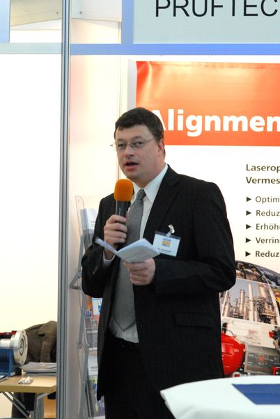 Impressionen vom Pumpen- und Schüttgutforum 2011.  Aktuelle Informationen zum PuS-Forum am 23./24. Oktober 2012: • Offizielle Seite • Gesamtprogramm (PDF) • Anmeldung (Bild: PROCESS)