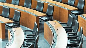 Öffentliche Einrichtungen werden immer angreifbarer – doch sind Politik und Verwaltung diesen Angriffen nicht schutzlos ausgeliefert