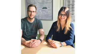Dr. Corina Andronescu und Doktorand Stefan Barwe (Ruhr-Universität Bochum)