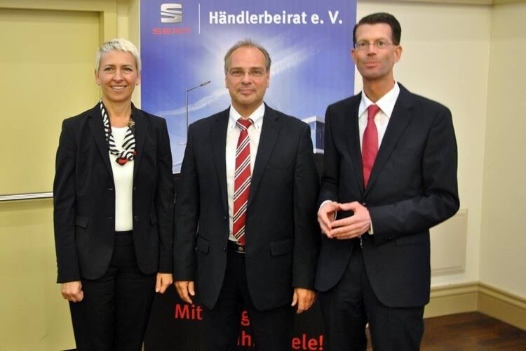 Das Präsidium des Seat-Händlerbeirats (v. li.): Sylvia Lange, Benno Schulz und Martin Braunheim. (Foto: v.Maltzan)
