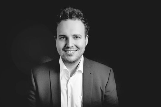 Patrick Oelfke ist verantwortlich für den strategischen Einkauf bei Dr. Kade(Bild:  Copyright Wencke Lieber Photography)