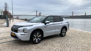 Nach langem Warten kann Mitsubishi Motors den Outlander der vierten Generation nun auch in Deutschland verkaufen. (Bild: Schmidt – VCG)