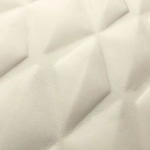 Details wie dieses Rautenmuster sind mit anderen Verfahren nur schwer umsetzbar. Mittels Low-Force-Stereolithografie (LFS) können jedoch präzise Musterungen in Kleinserien angewendet werden.(Bild:  Formlabs)