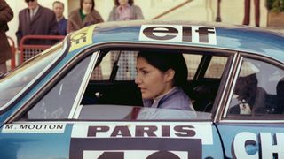 Später sorgte sie auf Audi Quattro für Furore. Zu Beginn ihrer Karriere fuhr auch sie auf Renault Alpine: Michele Mouton. (Foto: Renault)