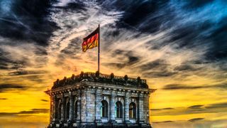 Eine 'Bundes-Cloud' ist super, aber skaliert nur begrenzt. Wie sich Multicloud rechtfertigt und mit Digitaler Souveränität vereinen lässt, schreibt Holger Lehmann vom Informationstechnikzentrum Bund (ITZBund). (Bild: gemeinfrei: FelixMittermeier)