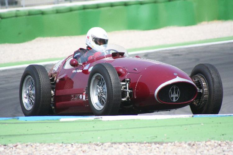 Rückblende: Der legendäre argentinische Rennfahrer Juan Manuel Fangio wurde mit dem Maserati 250 F im Jahr 1957 Formel-1-Weltmeister. (Foto: Messe Essen)
