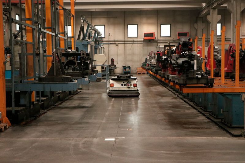 Im Werk bei MCM-Kunden Meccanica Ponte Chiese, einem Familienbetrieb mit über 40 Jahre Erfahrung im Bereich der mechanischen Bearbeitung.  (Sonnenberg)