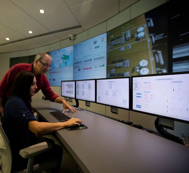 Using Saas, experts in Emerson’s Innovation Centre in Austin, Texas, can remotely monitor their customers’ Industrial Internet of Things technologies. (Emerson)