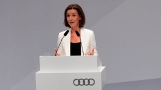 Audi-Vertriebsvorständin Hildegard Wortmann muss im Netz Kritik einstecken. (Bild: Audi)