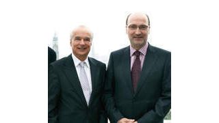 Ob BDK-Vorstand Dr. Hermann Frohnhaus (re.) muss künftig auf Karl-Heinrich Froschermeier verzichten. Er wechselte von der BDK in den Ruhestand. (Archiv: Vogel Business Media)