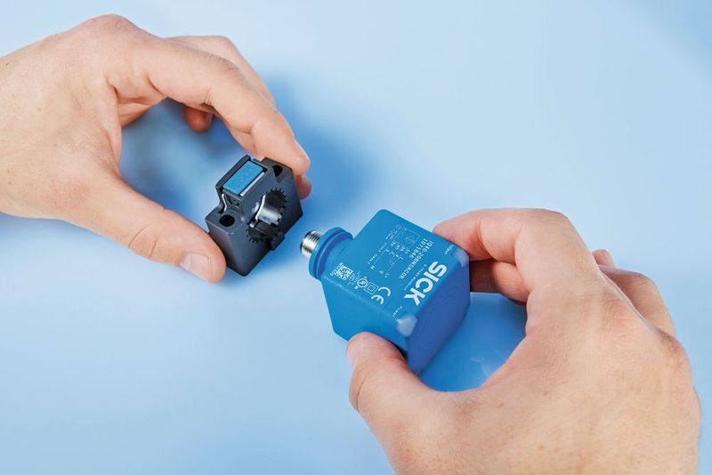 Die Näherungssensoren IQG überzeugen durch Kompaktheit sowie die schnelle Montage. (Sick)