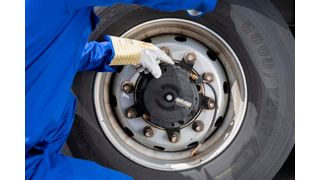 Mit „Tires-as-a-Service“ haben große Flotten in Europa und den USA nach Angaben von Goodyear ihre Gesamtbetriebskosten bereits senken können. (Bild: Goodyear)