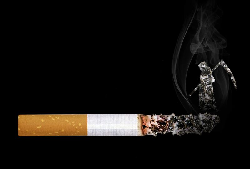 Weitere Informationen zum Thema Rauchen finden Sie im Tabakatlas Deutschland von 2009 oder in dem Dokument World No Tobacco Day 2018: Tobacco breaks hearts – choose health, not tobacco. (Bild: Pixabay/SarahRichterArt)