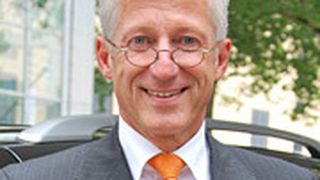 Mobile.de-Vertriebschef Stefan Gaul präsentierte zur IAA gute Zahlen seiner Online-Börse: Der Umsatz stieg im Geschäftsjahr 2008 um ein Drittel. (Archiv: Vogel Business Media)