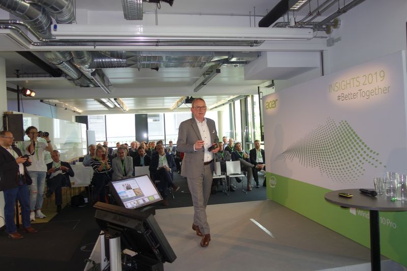 Ein herzliches Moin Moin von Wilfried Thom, Geschäftsführer ACER, durfte an dem Tag nicht fehlen. (Bild: IT-BUSINESS)