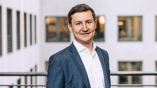 Dr. Christian Weingärtner, der das operative Geschäft von Ford in Deutschland leitet, will die neuen Händlerverträge partnerschaftlich gestalten. (Bild: Peter Nitsch)