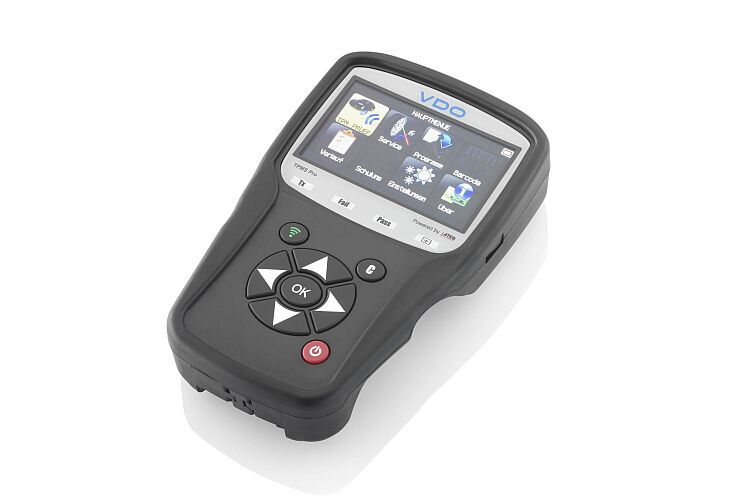 Abschließend muss der Sensor noch an das Fahrzeug angelernt weden. Das geht beispielsweise mit dem Servicegerät VDO TPMS Pro über die OBD-II-Schnittstelle. (Foto: Zietz)