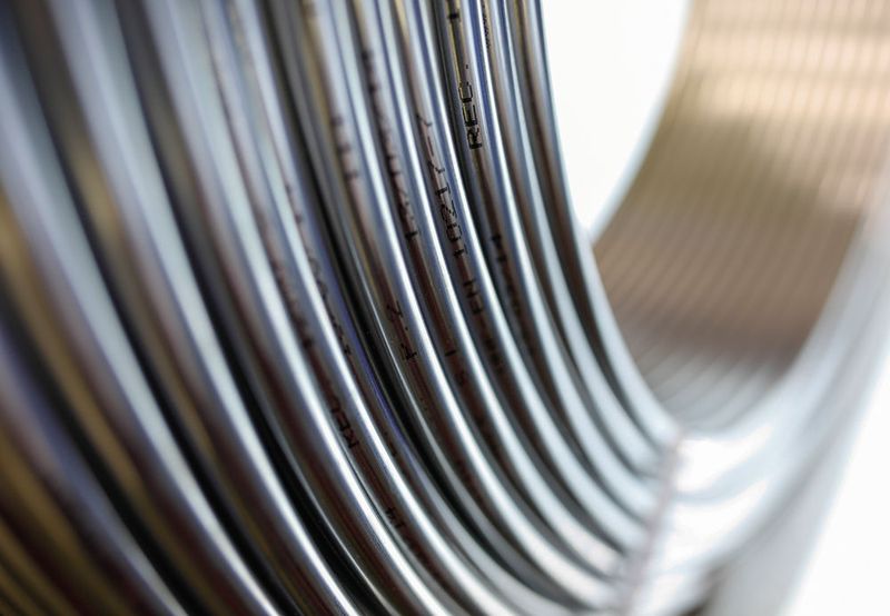 Die Messe Wire zeigt nicht nur Draht- und Kabelprodukte, sondern auch Maschinen zur Drahtherstellung und Veredelung, Werkzeuge und Hilfsmaterialien zur Verfahrenstechnik. (Bild: Messe Düsseldorf)