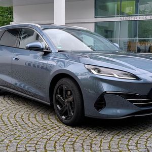 Mit dem Seal DM-i Touring spricht BYD eine breite Zielgruppe an. (Bild: Mauritz – VCG)