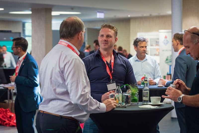 Der 20. Würzburger EMS-Tag fand am 8. September 2022 in den Mainfrankensälen Veitshöchheim statt. Am Vorabend der Veranstaltung gab es ein Networking-Dinner im Restaurant Reisers am Stein. Der 21. EMS-Tag findet am 7. September 2023 statt. Sie können sich bereits für eine Teilnahme auf der Webseite registrieren.  (Bild: Stefan Bausewein)