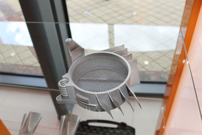 Additive Manufacturing; examples from Euromold 2014, Austech 2015 and Renishaw. (Source: Schulz)