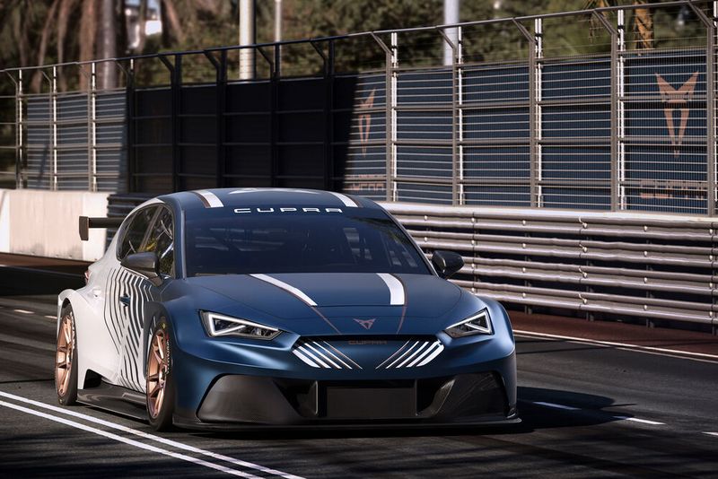Cupra präsentiert seinen ersten elektrisch angetriebenen Tourenwagen: den Cupra E-Racer. Cupra präsentiert seinen ersten elektrisch angetriebenen Tourenwagen: den Cupra E-Racer.