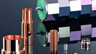 Bild 1: Auswahl einiger hochglanzgedrehter und -gefräster Werkstücke. (Archiv: Vogel Business Media)