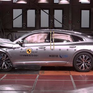 Der VW Arteon erzielte beim Crash-Test fünf Sterne.