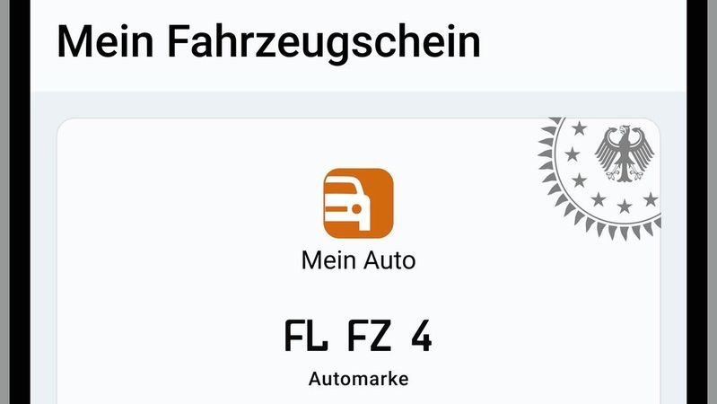 Die i-Kfz-App des Kraftfahrbundesamtes (KBA) wurde seit Herbst 1,8 Millionen Mal heruntergeladen. Autofahrer können dort unter anderem ihren Fahrzeugschein digital hinterlegen.(Bild:  KBA)