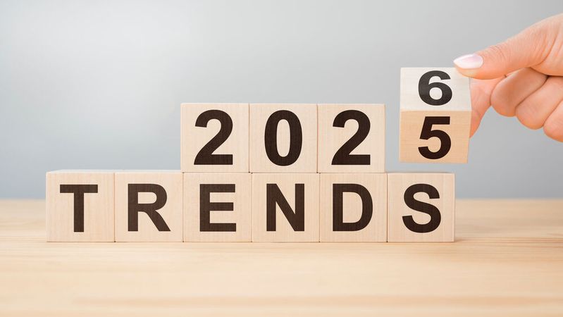 2026 wird KI-Governance Pflicht, Datensouveränität entscheidet über Clouds, Exposure Management läuft kontinuierlich und IT/OT konvergiert durch NIS2-Druck.(Bild: ©  Celt Studio - stock.adobe.com)