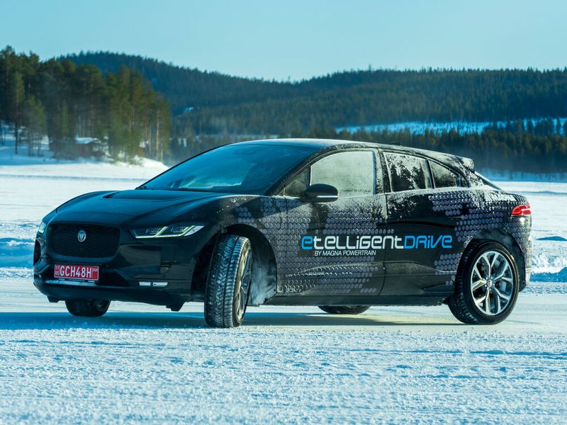 Auch Magna, die Nummer 3 im weltweiten Ranking der größten Zuliefer-Konzerne, testet in Europas hohen Norden auf zugefrorenen Seen. (Bild: Magna)