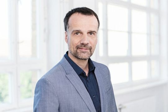 (Christoph Wenk-Fischer ist Hauptgeschäftsführer des Bundesverbands E-Commerce und Versandhandel Deutschland e.V.  . (Bild: bevh))