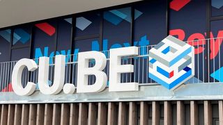 Das neue Innovations- und Kundenzentrum von Bosch Rexroth soll mit seiner Modellfabrik zeigen, was schon möglich ist und bald möglich sein wird – getreu dem Rexroth-Motto „now. next. beyond.“. (Stefanie Michel)